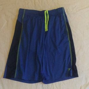 Old Navy Go Dry Active shorts